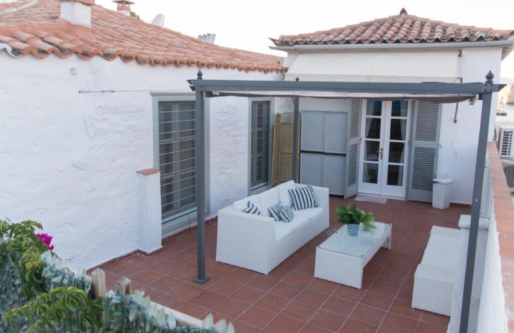In Hydra Apartment ภายนอก รูปภาพ